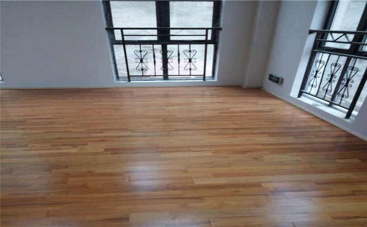 室內(nèi)運(yùn)動(dòng)木地板安裝