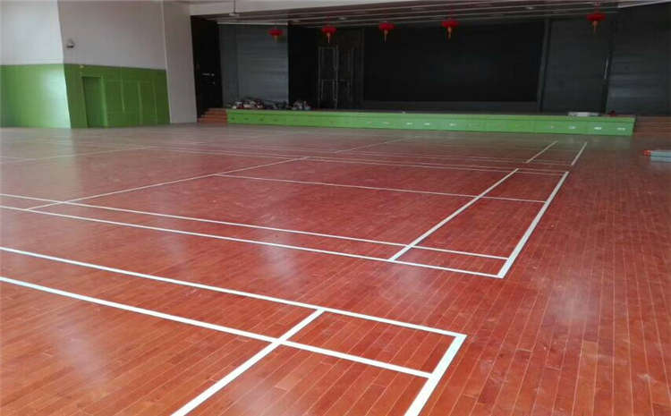 南寧專用實(shí)木運(yùn)動地板多少錢合適