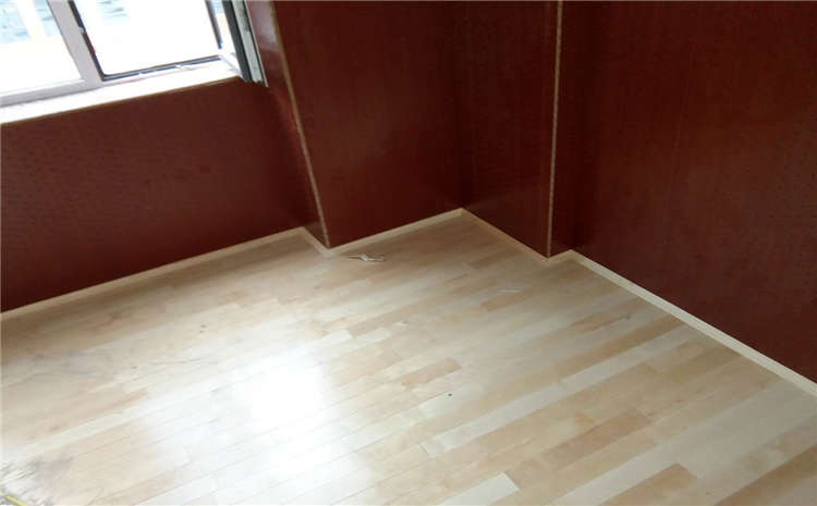 青海柞木體育場(chǎng)地板圖片