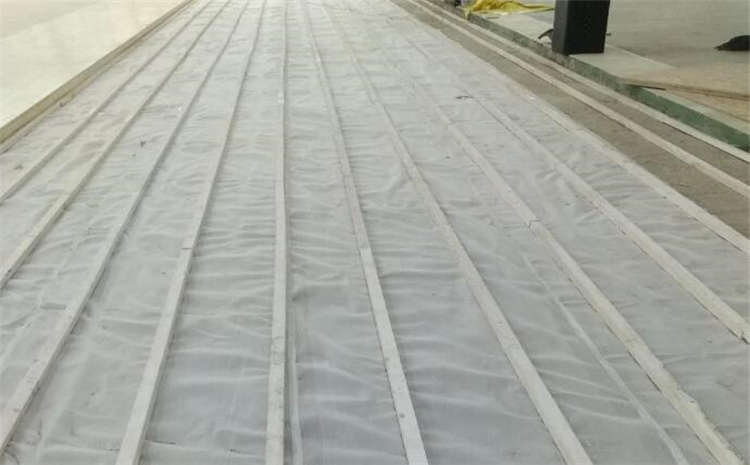 學(xué)校運(yùn)動體育地板哪個品牌好？