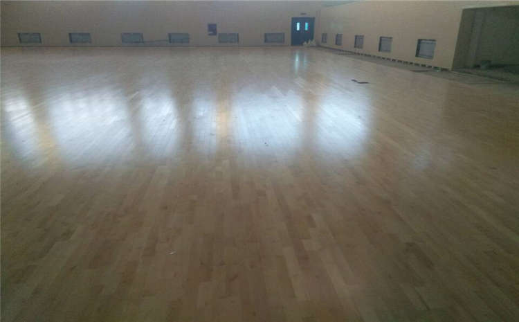 俄勒岡松籃球運(yùn)動(dòng)地板廠(chǎng)家去哪找?